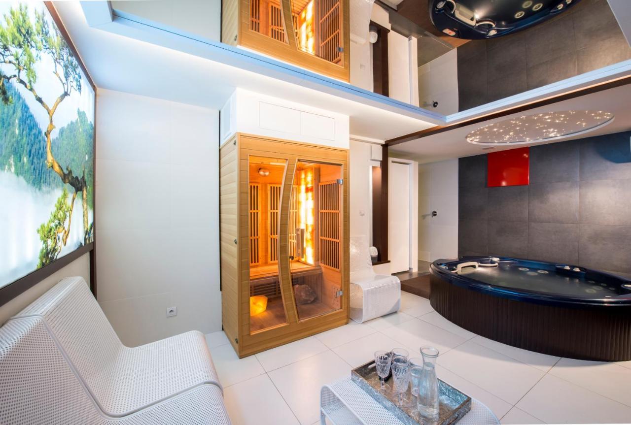 Parkside Apartments Old Town Krakow Luaran gambar