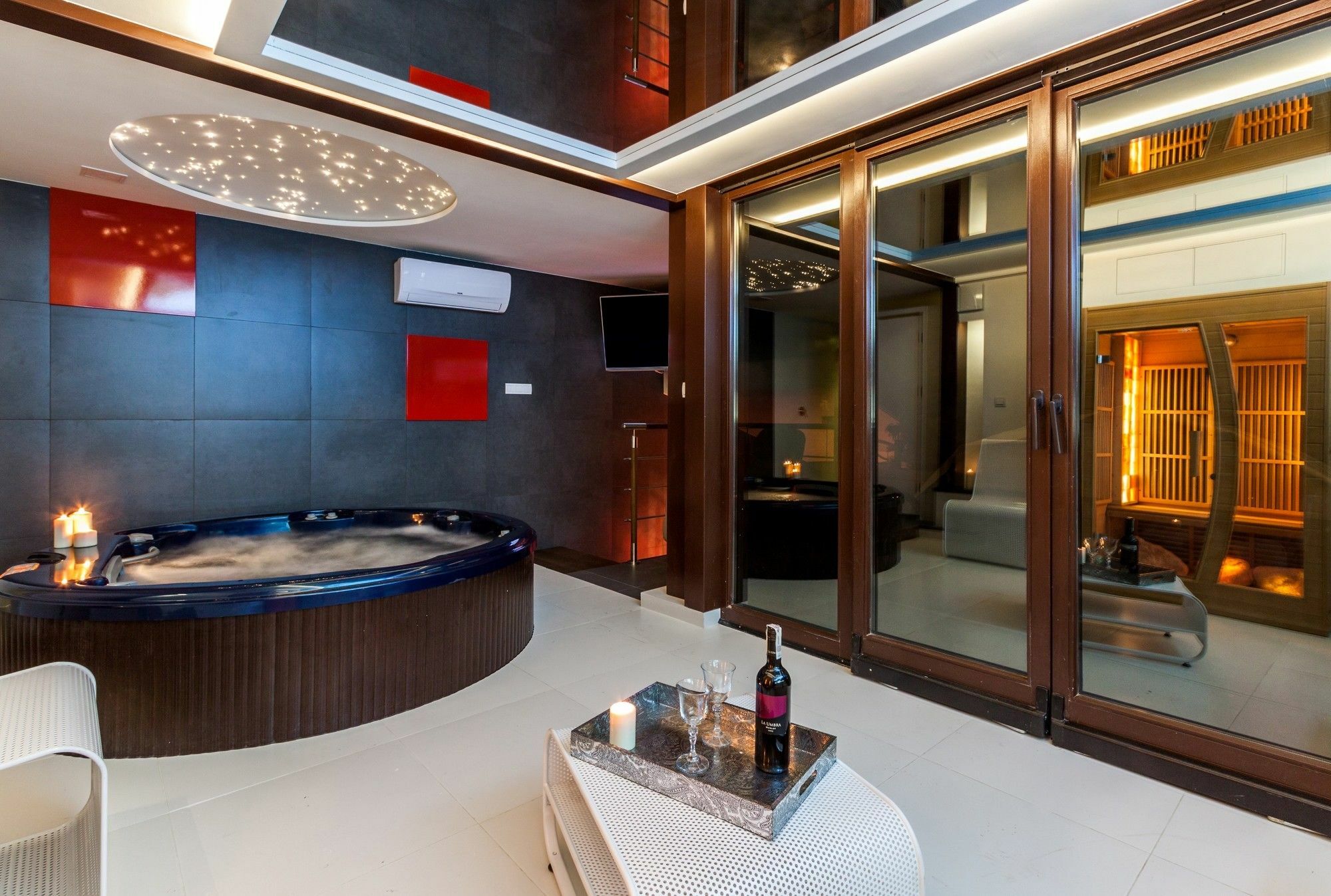 Parkside Apartments Old Town Krakow Luaran gambar