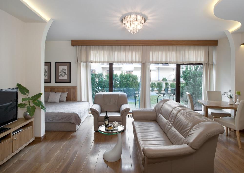 Parkside Apartments Old Town Krakow Luaran gambar